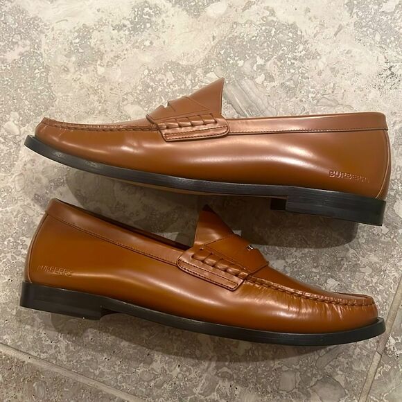 Burberry Brown Coin Loafers in Warm Oak Brown, New, Size EU42 UK8 US9 - Picture 12 of 16